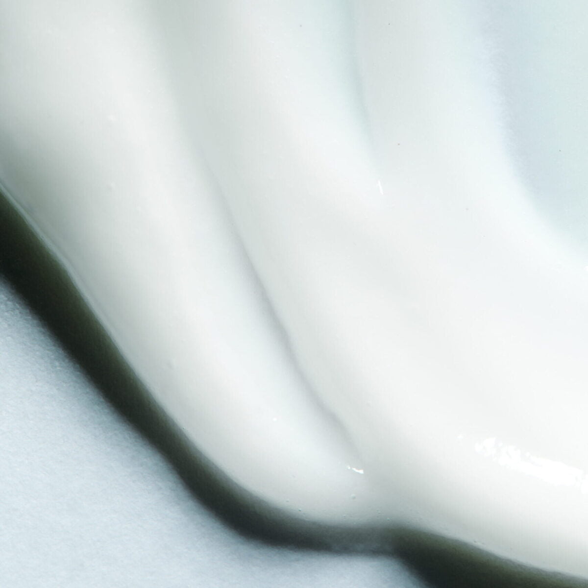 LESSE_CC_Texture lesse calming cleanser texture