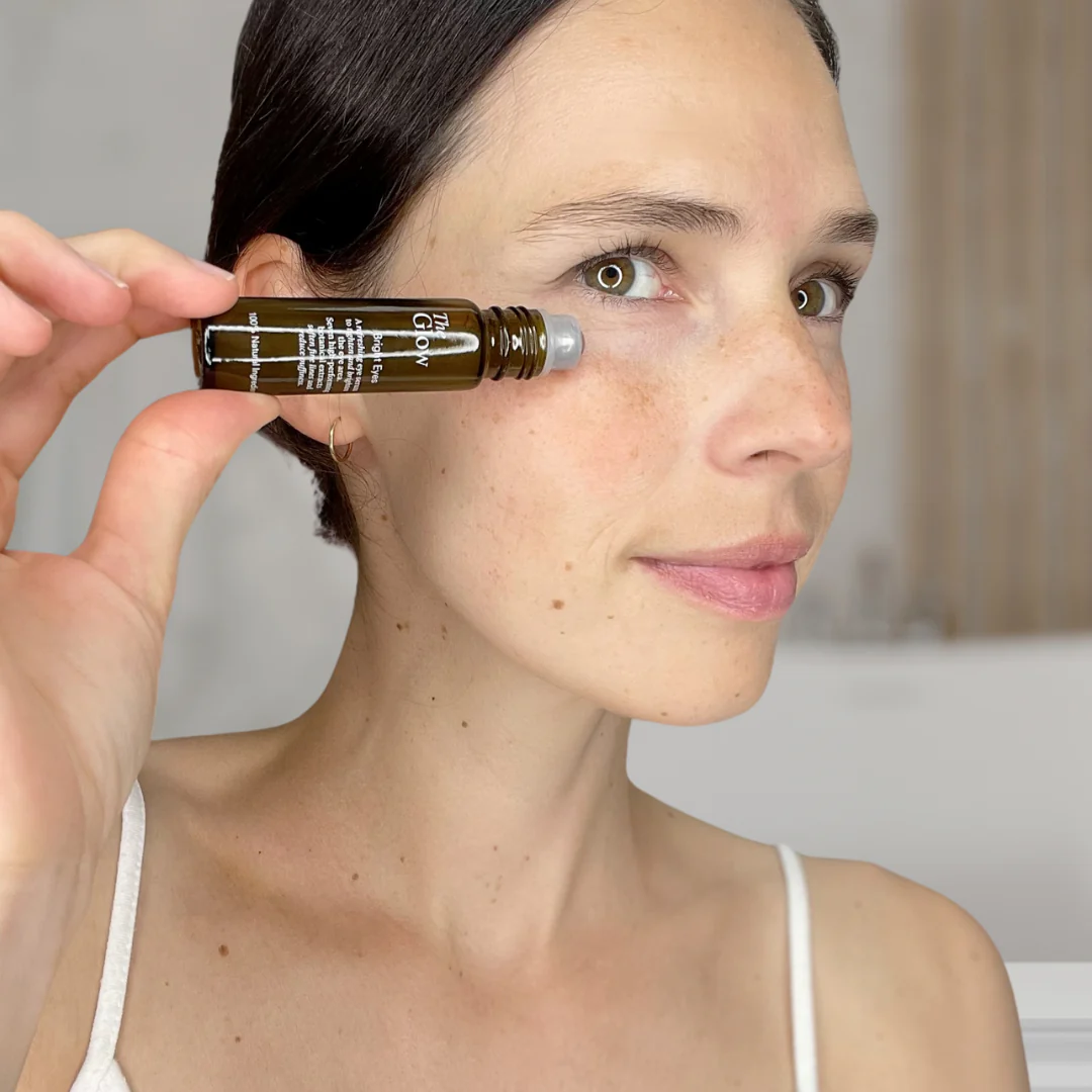 Product_Images_2.png the glow eye roller