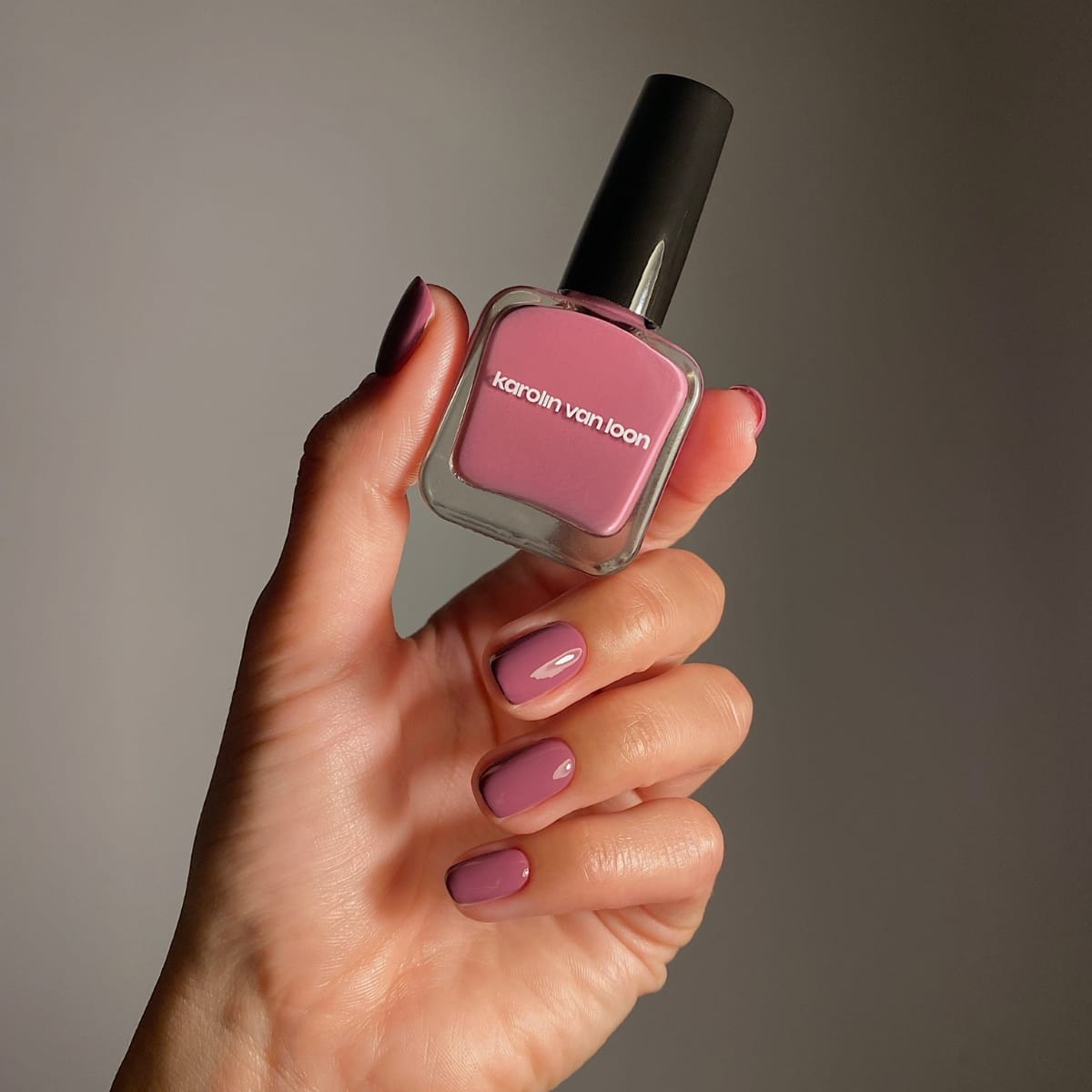 KvL Jus de Prune nails KvL Jus de Prune nails